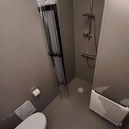 Double 1 With Free Parking In