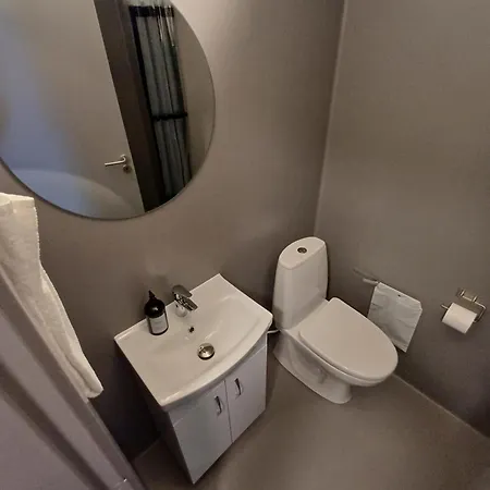 Double 1 With Free Parking In